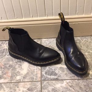 Dr. Marten’s 2976 pull on Chelsea boot